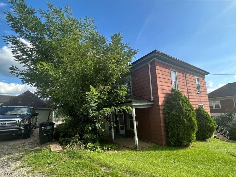 500 N 8th Street, Martins Ferry, OH 43935 Photo 3