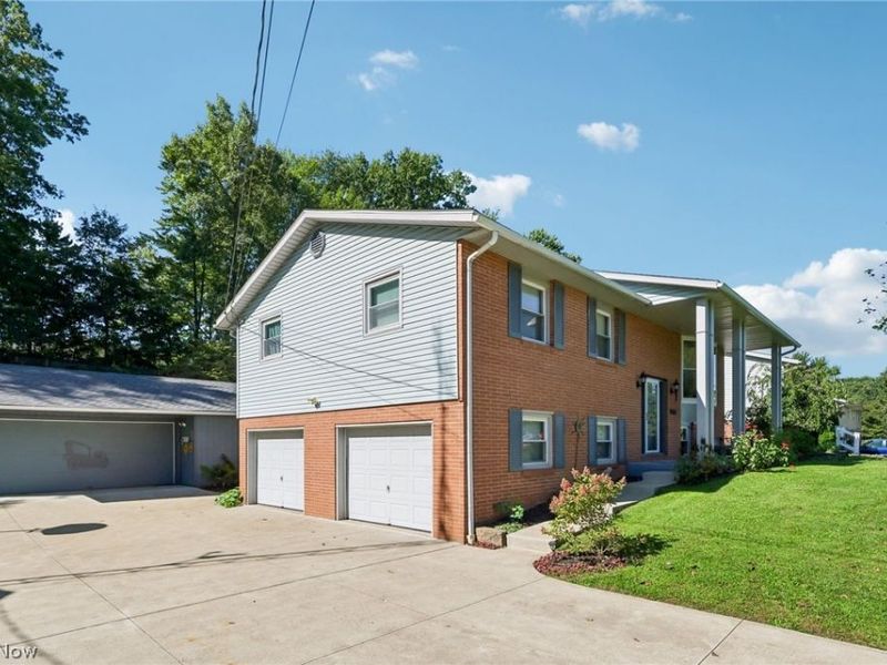 510 Carnwise Street SW, Canton, OH 44706 Photo 2