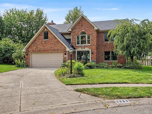 2382 Munger Pointe Drive, Miami Township, OH 45459