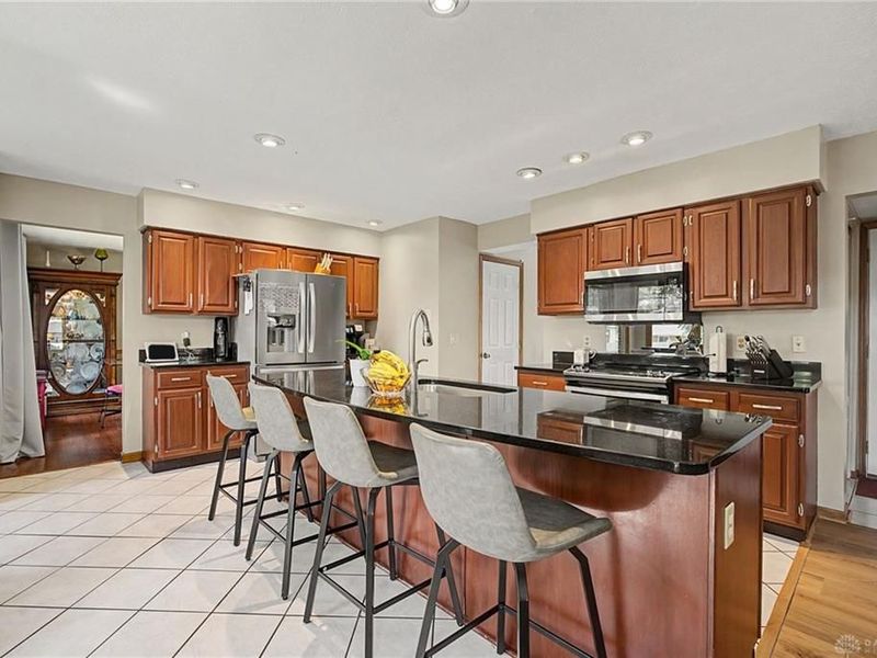 2382 Munger Pointe Drive, Miami Township, OH 45459 Photo 18