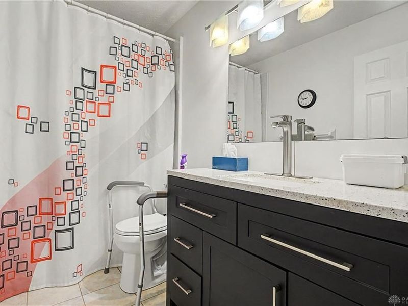 2382 Munger Pointe Drive, Miami Township, OH 45459 Photo 32