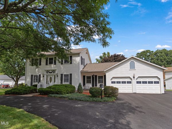 2 Dolphin Drive, Latham, NY 12110