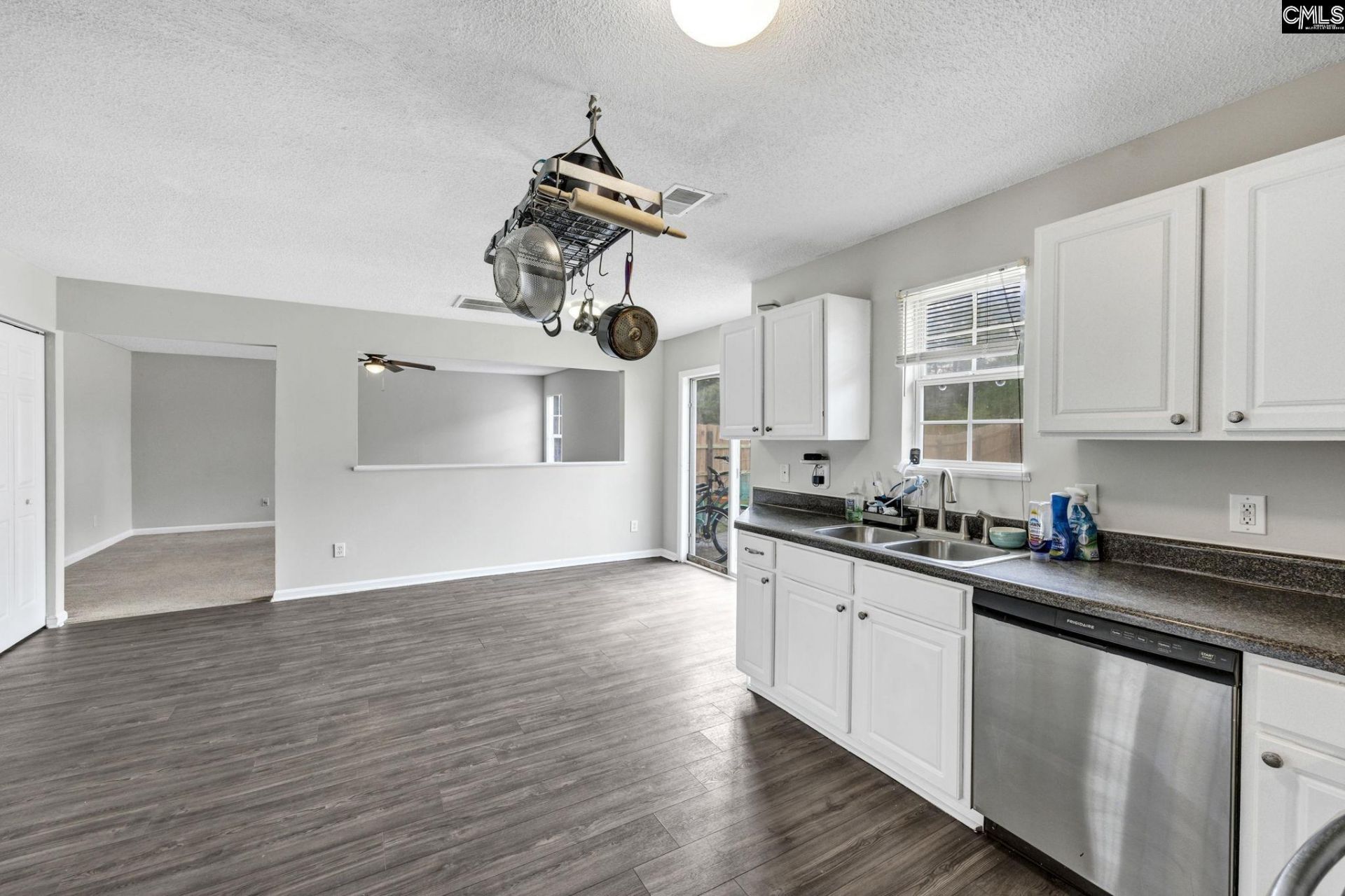 109 Fox Grove Circle Photo 14