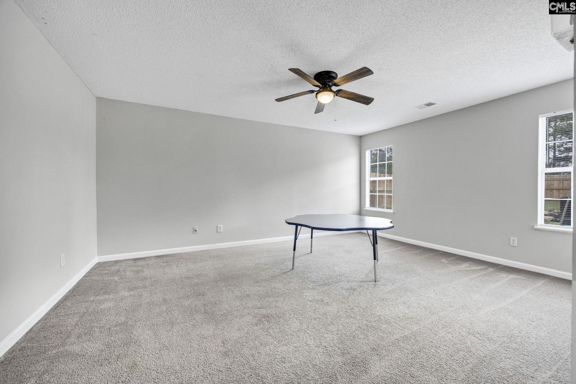 109 Fox Grove Circle Photo 17