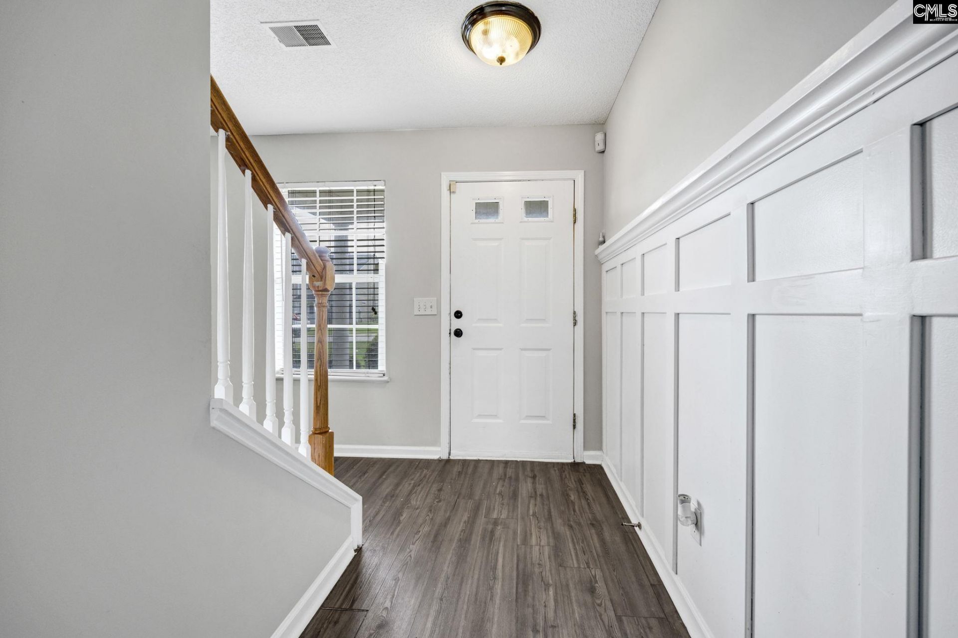 109 Fox Grove Circle Photo 4