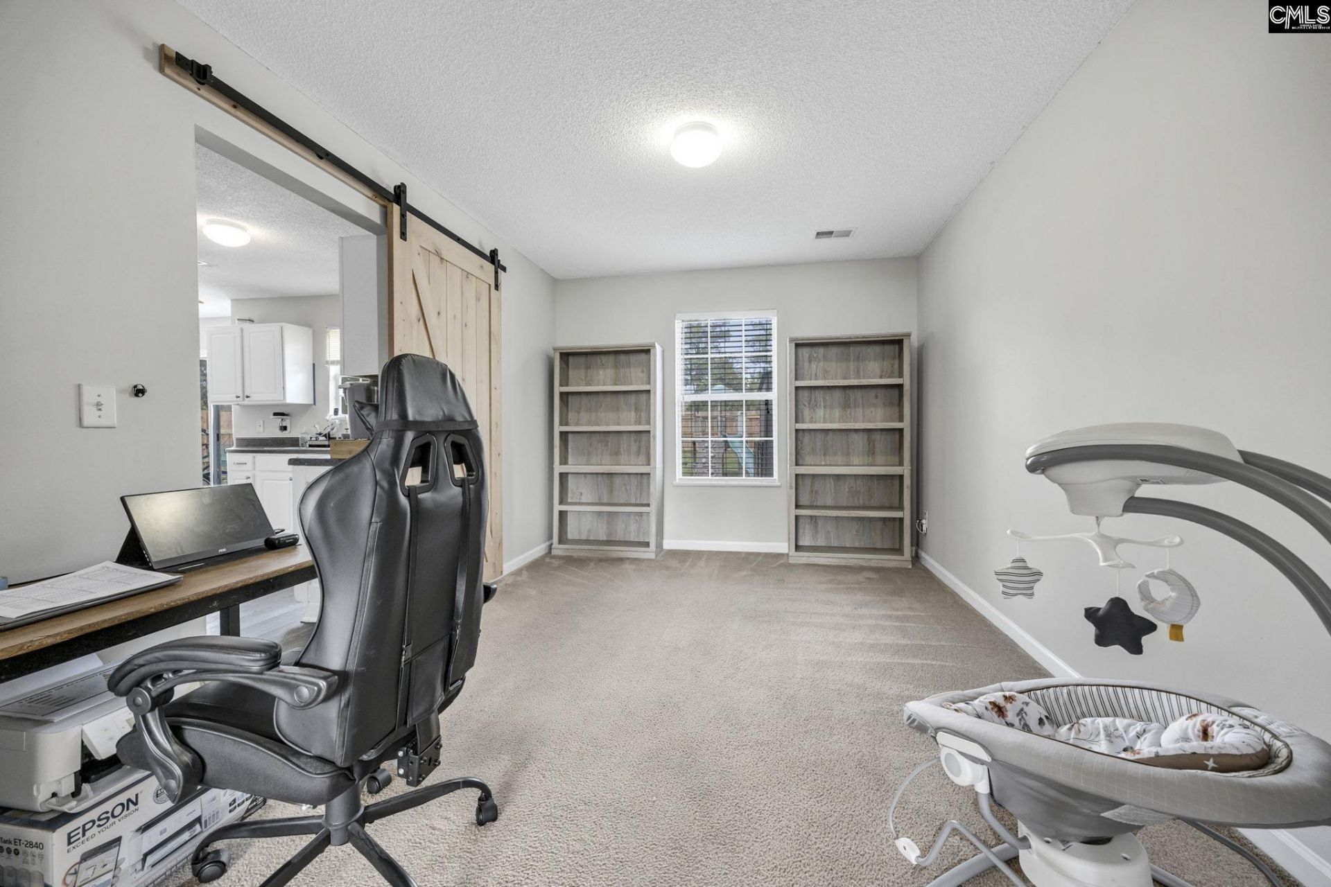 109 Fox Grove Circle Photo 9