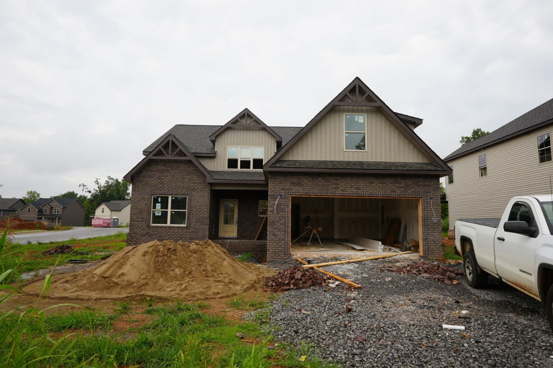 100 Sycamore Hill, Clarksville, TN 37042 Main Photo