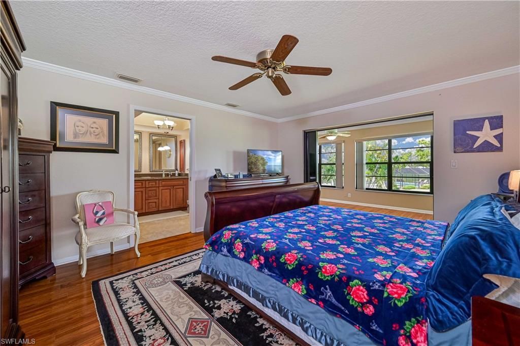 1123 SW Pine Ln, Unit 4, Cape Coral, FL 33991 Photo