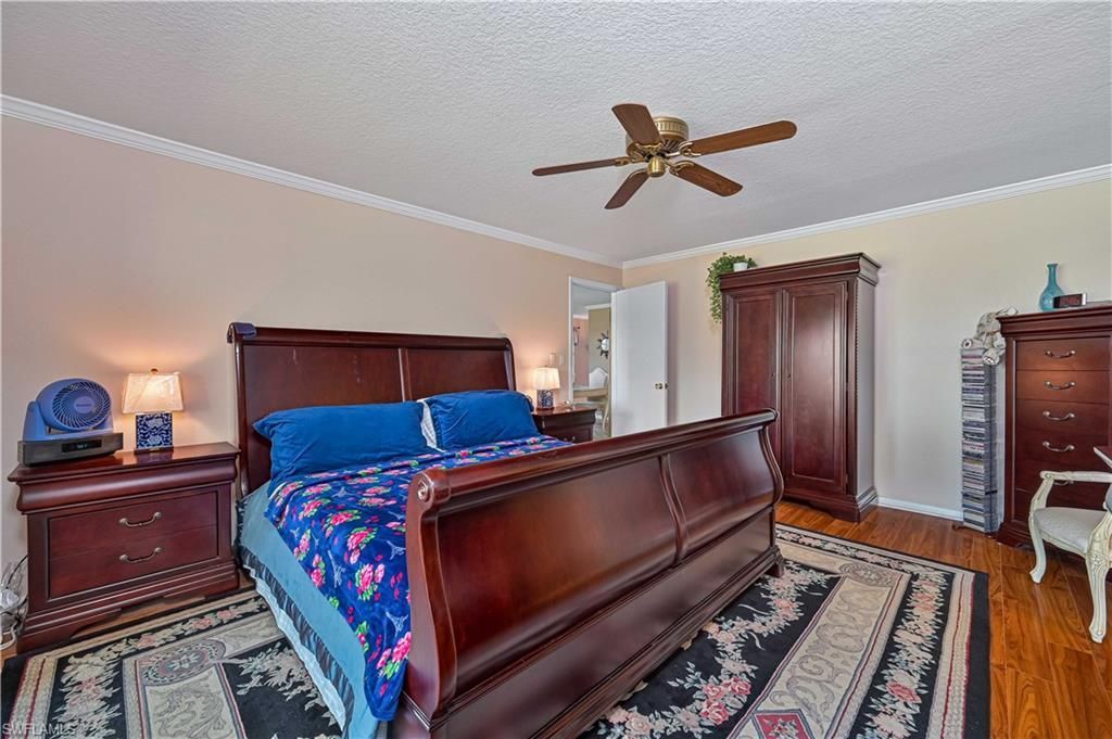 1123 SW Pine Ln, Unit 4, Cape Coral, FL 33991 Photo