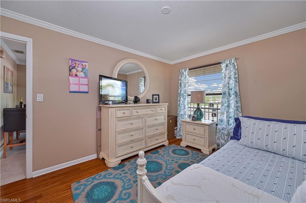 1123 SW Pine Ln, Unit 4, Cape Coral, FL 33991 Photo
