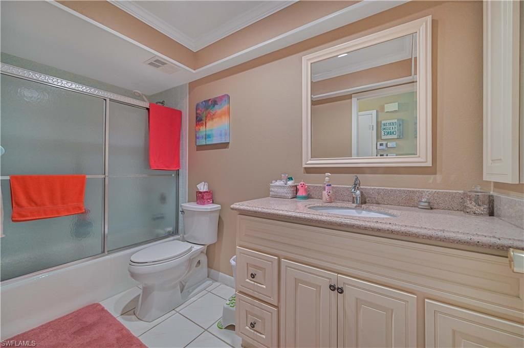 1123 SW Pine Ln, Unit 4, Cape Coral, FL 33991 Photo