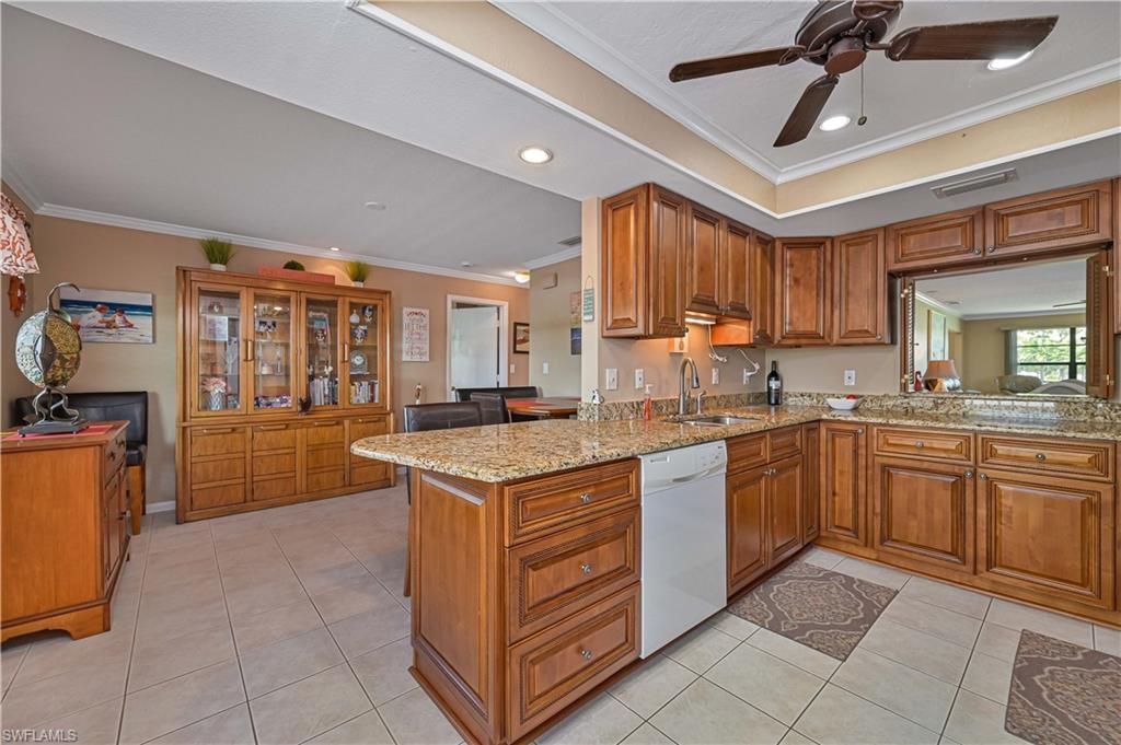 1123 SW Pine Ln, Unit 4, Cape Coral, FL 33991 Photo