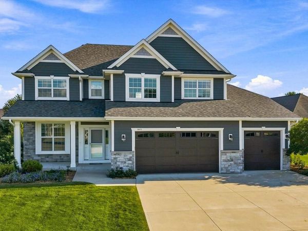 1815 E Lilac LANE, Oak Creek, WI 53154