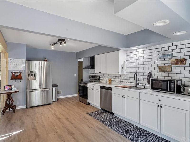 2781 Country Park Drive, Cincinnati, OH 45251 Photo 11