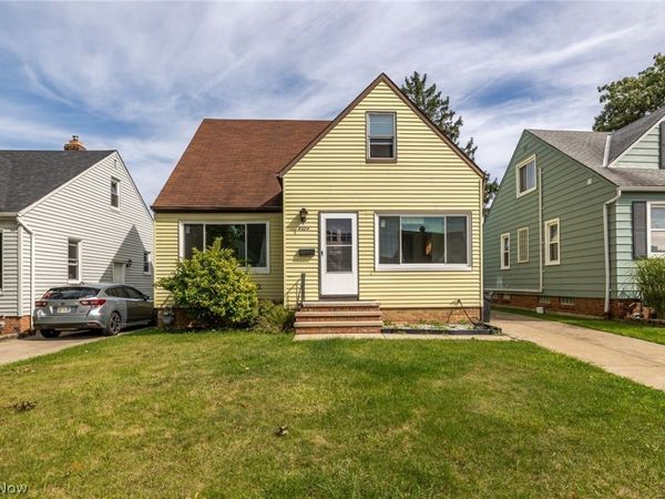8324 Ivandale Drive , Parma, OH 44129