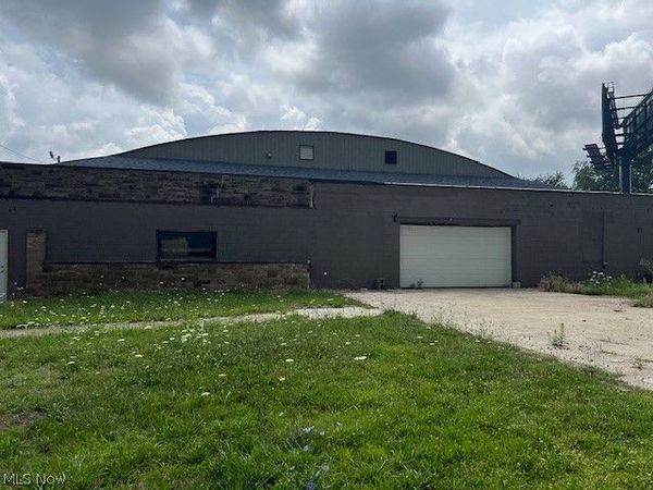 3908 Navarre Road SW, Canton, OH 44706