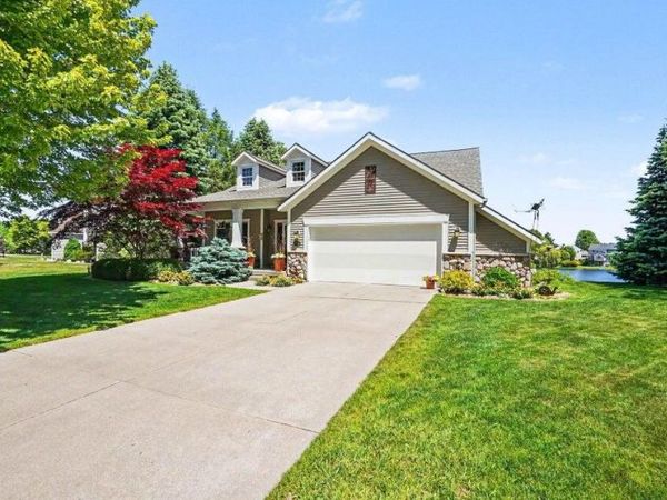 6852 Westshire Drive, Norton Shores, MI 49444