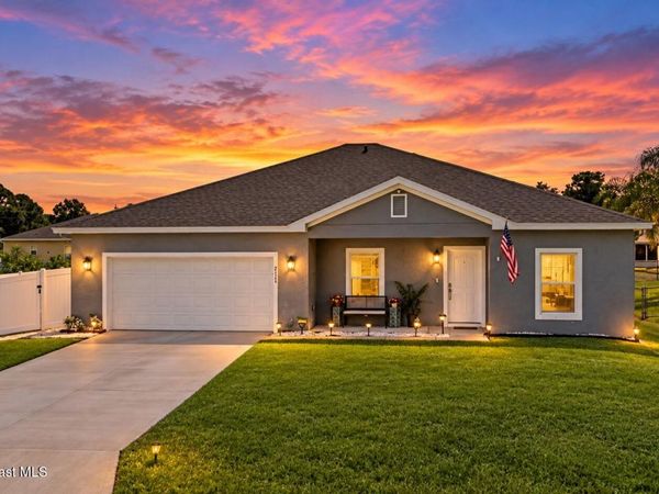 2111 Thames Road SE, Palm Bay, FL 32909