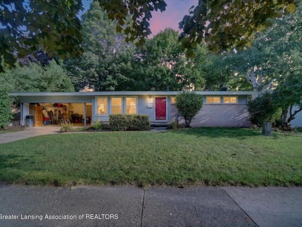2427 Mark Avenue, Lansing, MI 48912