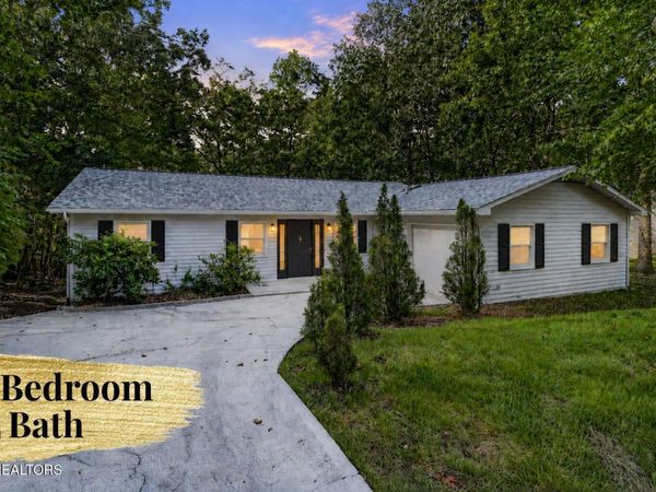318 Lakeview Drive, Crossville, TN 38558