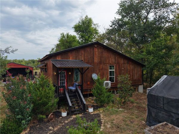 10534 Hwy 16 , Combs, AR 72721