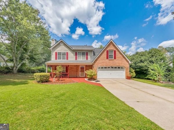 1675 Round Road, Grayson, GA 30017