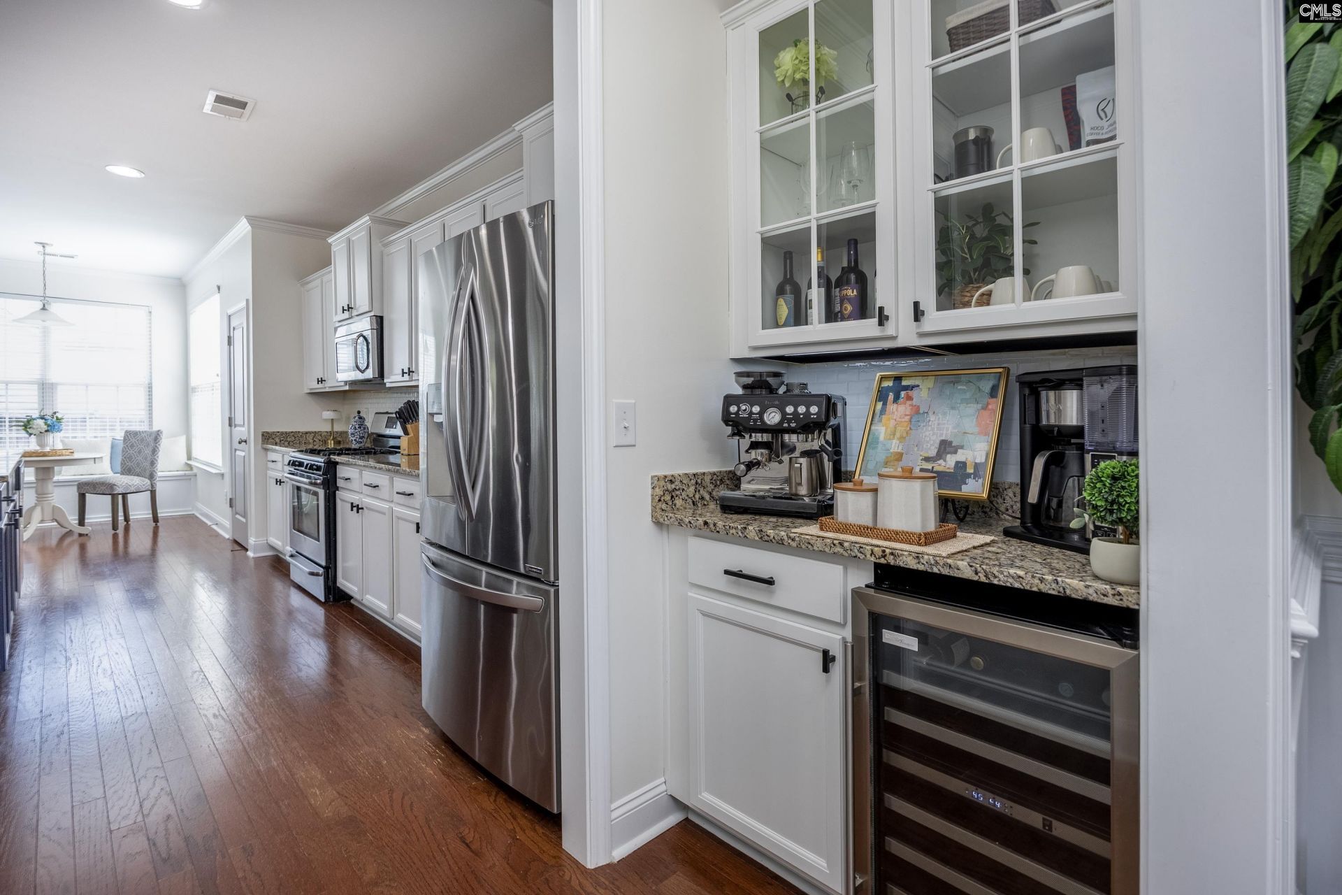 123 Flutter Drive  Photo 5
