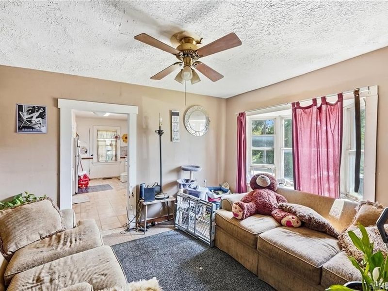 74 W Alex Bell Road, West Carrollton, OH 45449 Photo 6