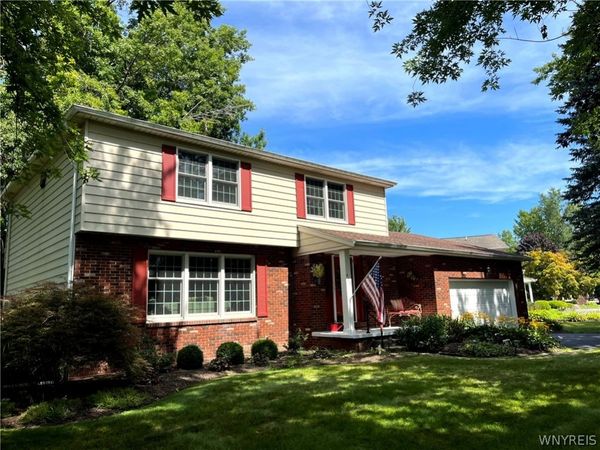 415 Andre Place , Youngstown, NY 14174