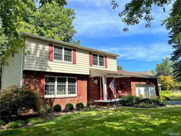 415 Andre Place, Youngstown, NY 14174