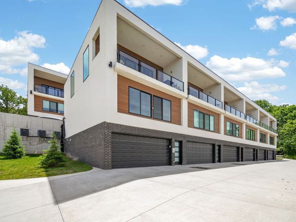 550 Indianola Road, Unit 7, Des Moines, IA 50315