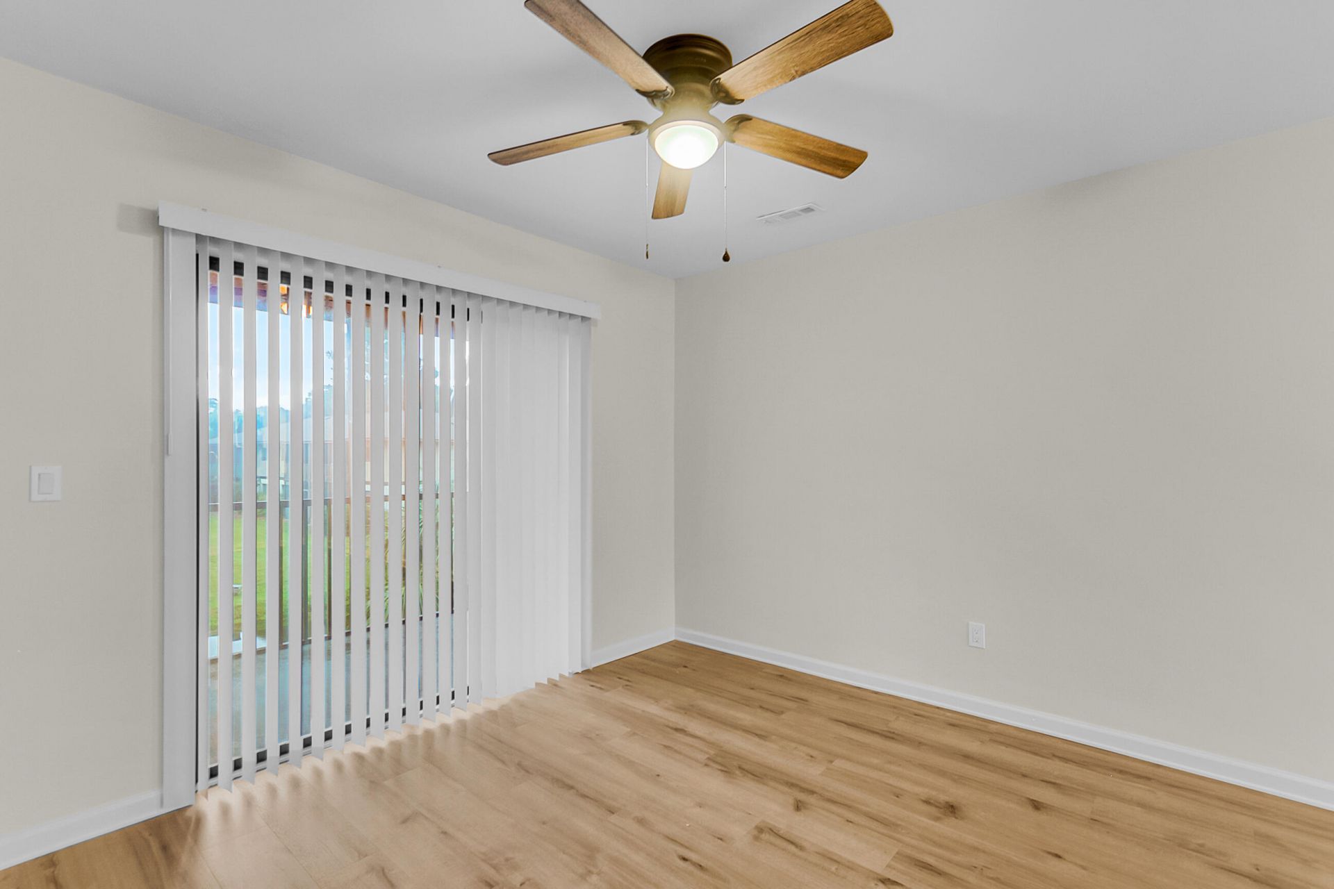 2182 Bees Ferry Road Photo 15