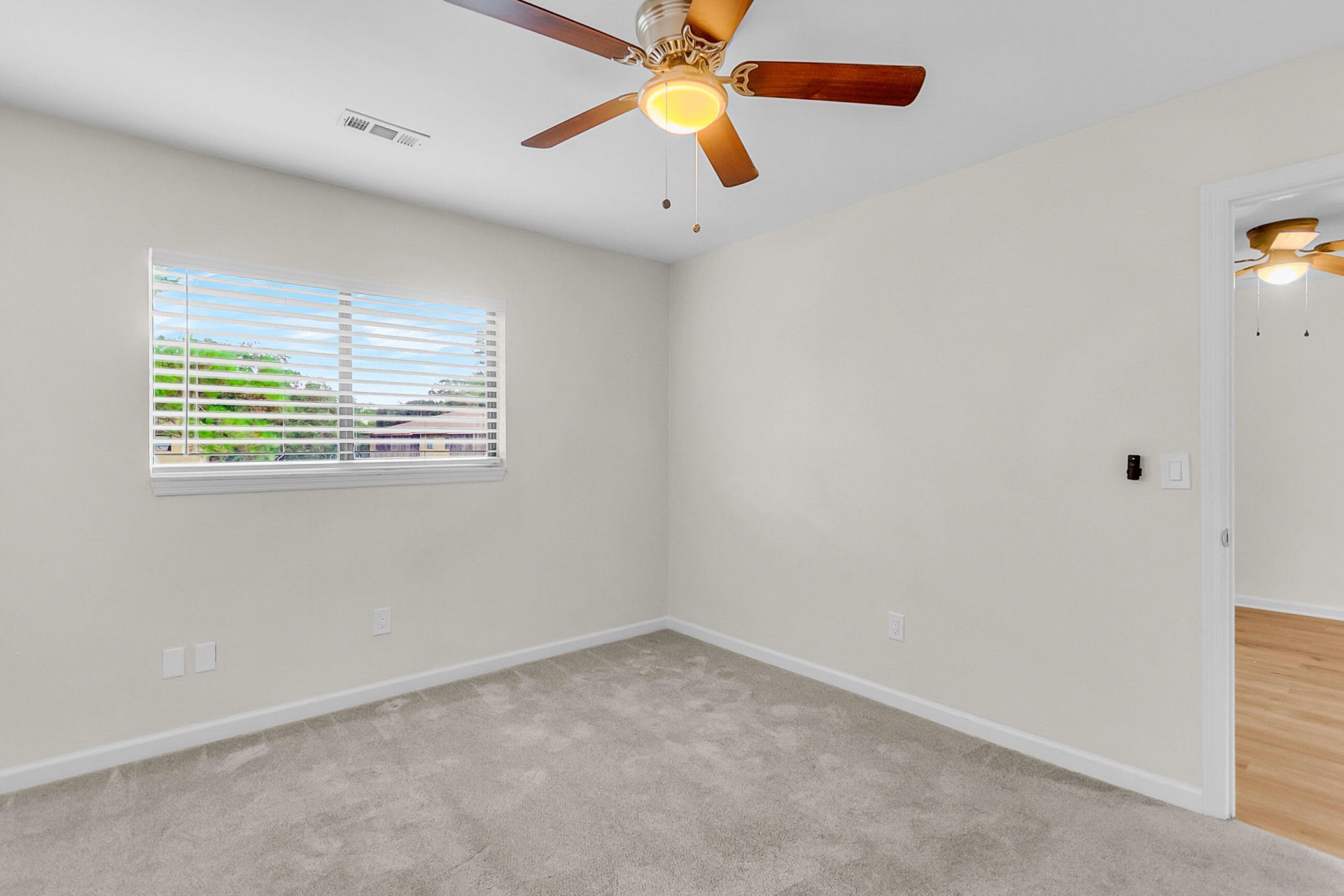 2182 Bees Ferry Road Photo 17