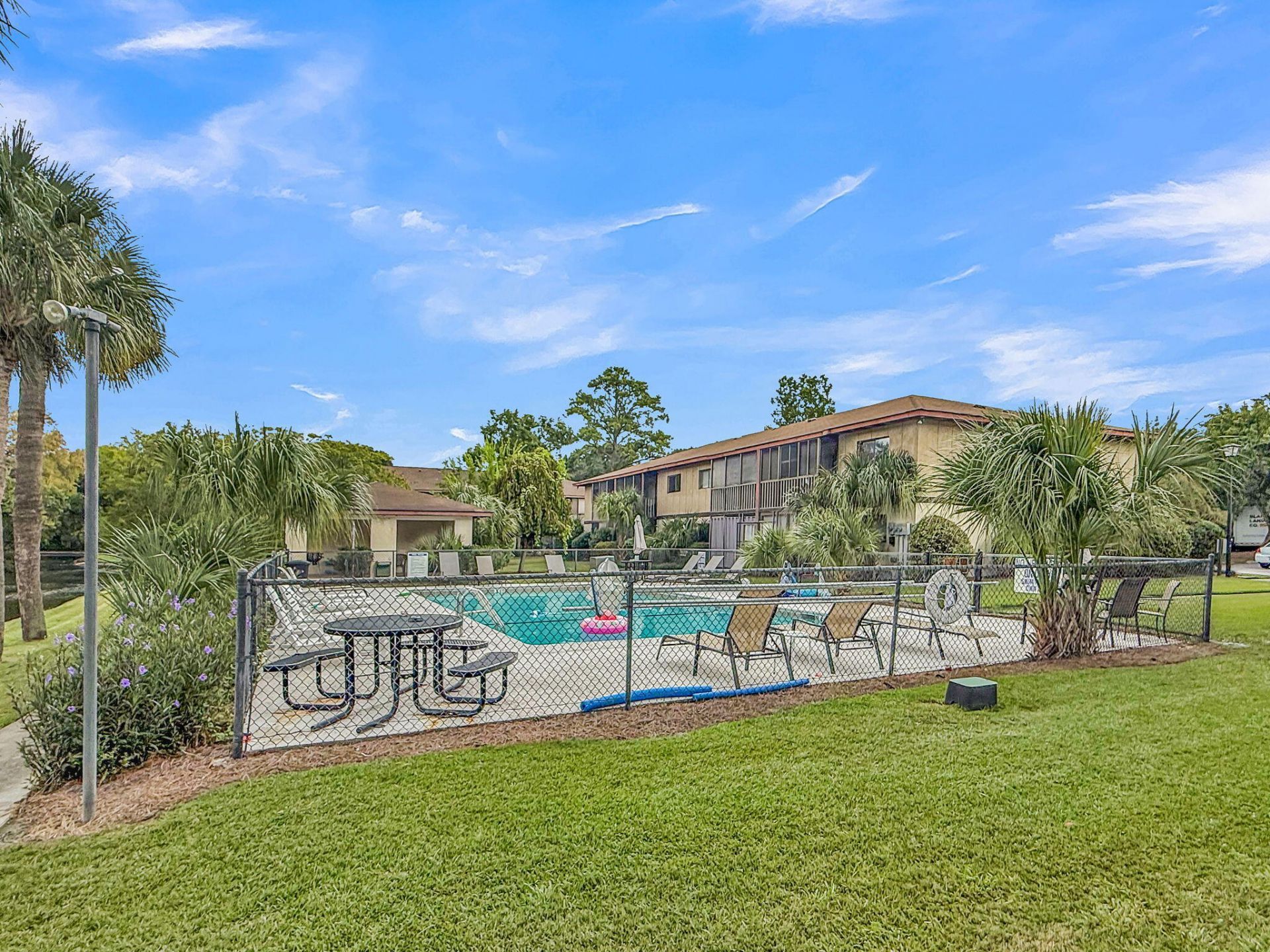 2182 Bees Ferry Road Photo 30