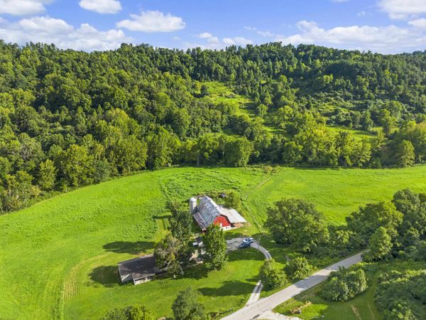 7968 Whites Creek , Catlettsburg, KY 41129