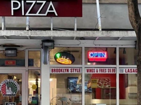 Pizzeria Conf. , Miami, FL 33131