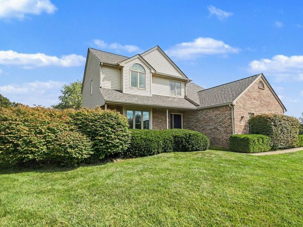 7538 Wood Brook Road, Ann Arbor, MI 48103