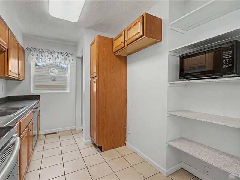 287 Travis Drive, Riverside, OH 45431 Photo 14