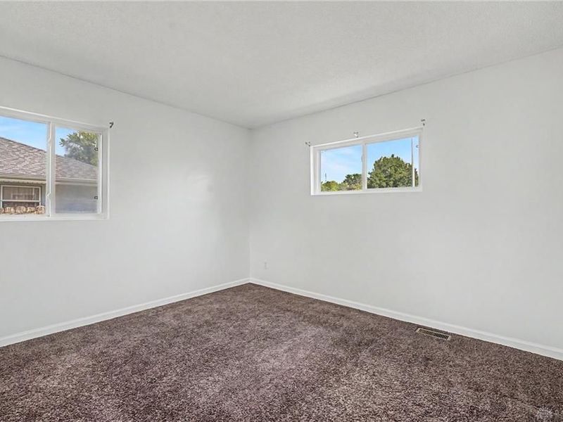 287 Travis Drive, Riverside, OH 45431 Photo 15