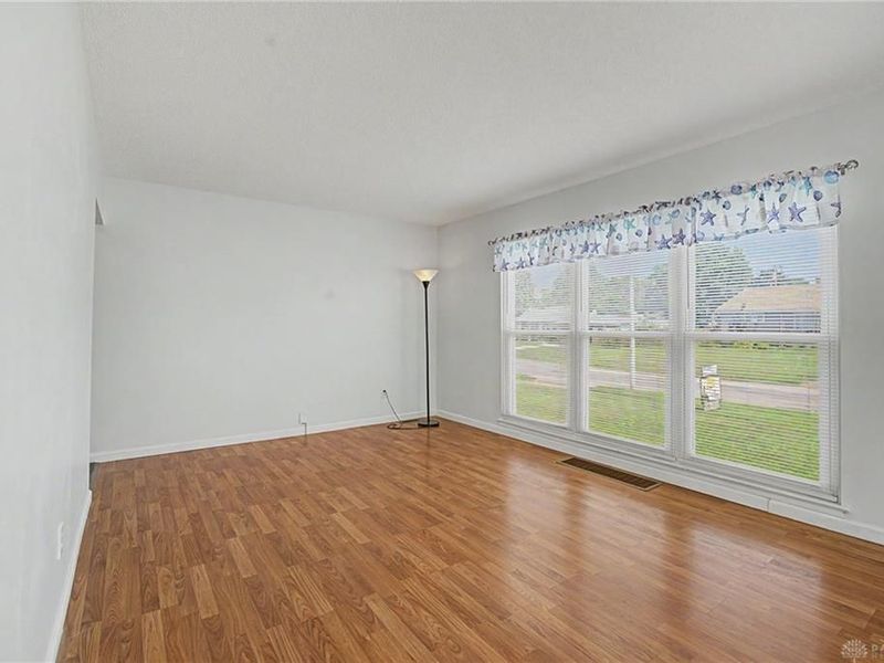 287 Travis Drive, Riverside, OH 45431 Photo 8