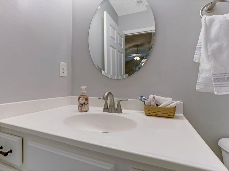547 S Market Street, Lithopolis, OH 43136 Photo 38