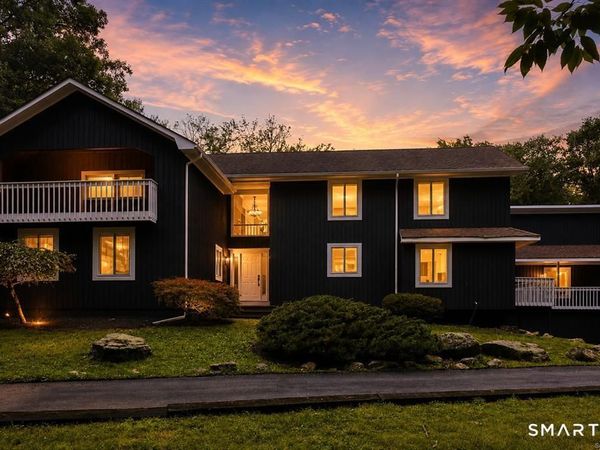 21 Deepwood , Weston, CT 06883