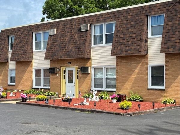 3041 & 3037 Frederick Street , Youngstown, OH 44505