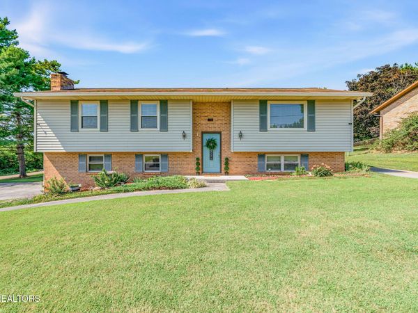7301 Oxmoor Rd, Knoxville, TN 37931
