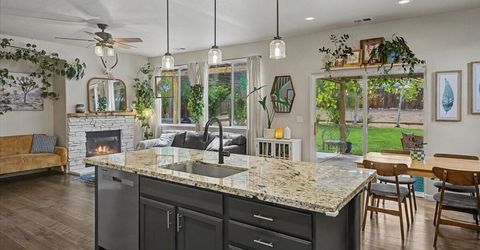 866 N University Park Loop, Reno, NV 89512 Photo