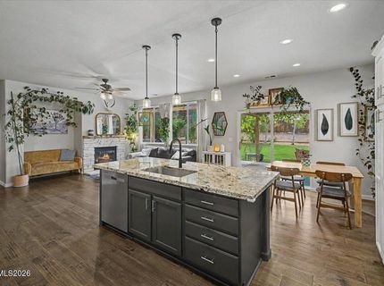 866 N University Park Loop, Reno, NV 89512 Photo
