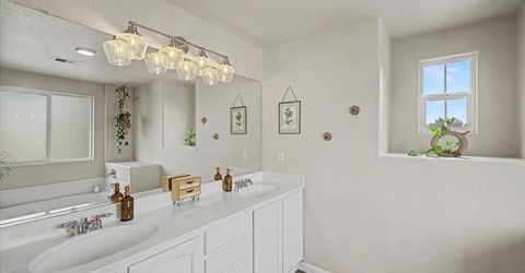 866 N University Park Loop, Reno, NV 89512 Photo