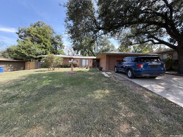 114 Maplewood, San Antonio, TX 78216