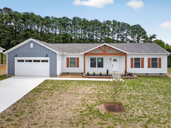 2530 River Ranch Dr , Cookeville, TN 38501