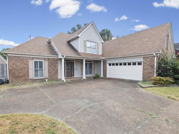 8977 CHIMNEYROCK BLVD, Memphis, TN 38016